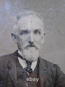 CIVIL War Gar Medallion Ribbon Eagle Tintype Handsome Blue Eyed Man Photograph