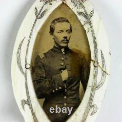 CIVIL War Pow Made While In Camp Union Officer Photograph Albumen Frame