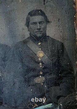CIVIL War Union Infantry Soldiers Seated In Full Uniform 1/6 Plate Tintype Photo