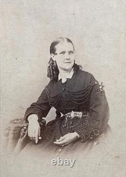 CIVIL War Union Lady From San Francisco, California 1864 CDV Photo