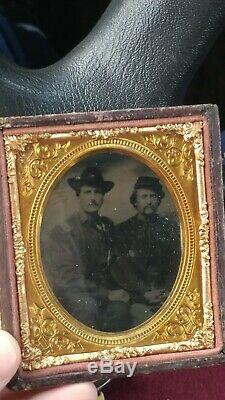 CIVIL War Union Officer & Enlisted Man Tin Type Photo
