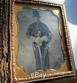 Cased Union Photo Glass Plate Cavalry Sword Pistol Revolving Rifle Civil War