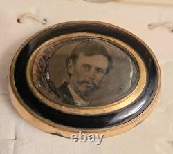 Civil War 154th NY Infantry Sgt Joshua Pettit Identified Portrait Brooch C. 1860