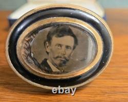Civil War 154th NY Infantry Sgt Joshua Pettit Identified Portrait Brooch C. 1860