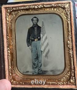 Civil War 1/6 Ambrotype of a Quadruple Armed Federal Cavalry Soldier with Flag