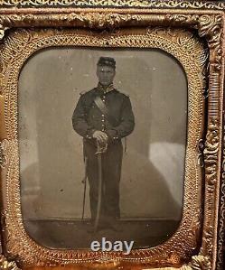 Civil War 1/6 Tintype Photo Of Cavalry Soldier With Carbine Sling & Sword