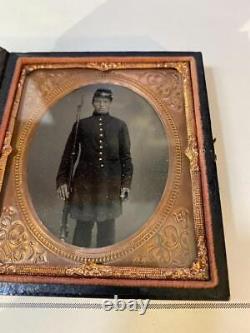 Civil War 1/6th Plate Ruby Ambrotype Union Soldier with Rifle, sharp