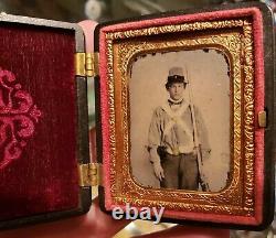 Civil War Confederate Virginia soldier armed and possible ID ambrotype