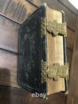 Civil War Era / 1860s Photo Album Curtis Family Illinois Iowa w' Daguerreotype