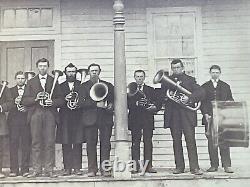 Civil War Era Original Photograph of 14 Men with Over the shoulder Horns L@@@@@@@K