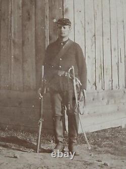 Civil War Era Soldier w Weapons Photo Antique Photograph Miltia