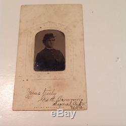 Civil War-Era Tintype of An Identified Soldier In Uniform