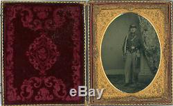 Civil War, Half Plate Ambrotype, Union Artilleryman, Full Case