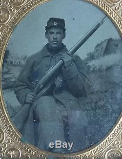 Civil War Infantryman Rifle Musket Sixth Plate Ambrotype Murfreesboro Tennessee