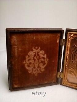 Civil War L, P & Co. Daguerreotype Antique Union Gutta Percha Case