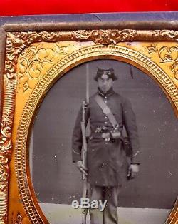 Civil War Period Sixth Plate Tintype Of Armed Soldier