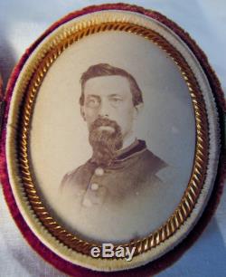 Civil War Photo Colonel Isaac S. Tichenor NY 105th O/Hand Carved MOP Cameo Case