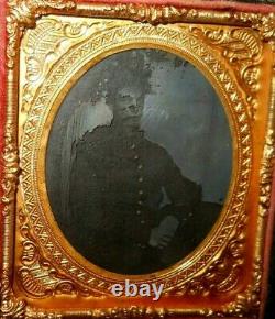 Civil War Soldier 1/6th Size Ambrotype of man in full case split hinge