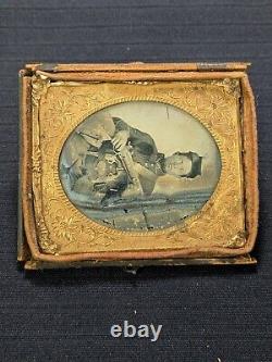 Civil War Soldier Ambrotype Glass Photograph Daguerreotype 2 REVOLVERS & RIFLE