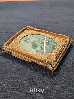Civil War Soldier Ambrotype Glass Photograph Daguerreotype 2 REVOLVERS & RIFLE