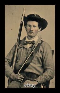 Civil War Soldier, Confederate, 1/6 Ambrotype