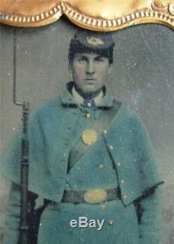 Civil War Tinted Ambrotype Full View With Accoutrements