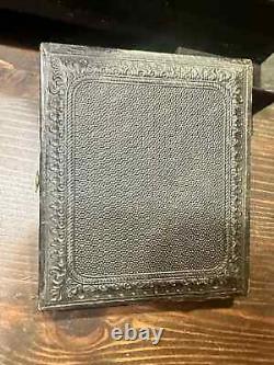 Civil War Tintype Man Wearing Cockade Secession Badge 1860s Photo Political Rare