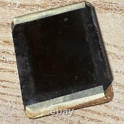 Civil War Tintype Potrait Soldier With Pistol In A Gutta Percha Case