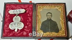 Civil War Union Corp Medal & Soldier Tintype Photo