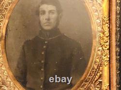 Civil War Union Officer Soldier Tintype Photograph Original 1/6th plate