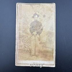 Civil War Union Soldier Cdv Photo In Uniform With Sword