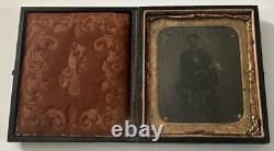 Civil War Union Soldier Tintype Armed Infantryman 1/6th Plate Photo in Case