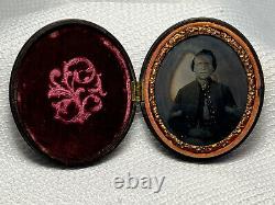 Civil War Union Solider Tintype Gutta Percha Union Oval Case