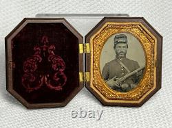 Civil War Union Solider Tintype Photo Gutta Percha Union Octogan Case