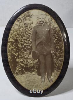 Civil War Union Veteran Portrait Celluloid Photograph GAR Medals Oval Tin Frame