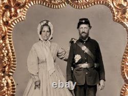 Civil War Union soldier and wife sixth plate tintype amazing image