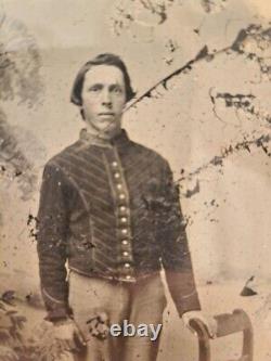 Civil War cracked Ambrotype of Mounted Musician/Bugler