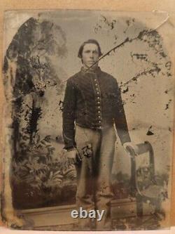 Civil War cracked Ambrotype of Mounted Musician/Bugler