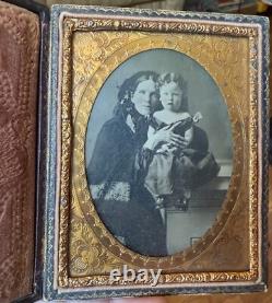 Civil War era 1/4 plate clear glass ambrotype mother with child