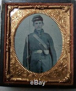 GREAT ORIGINAL CIVIL WAR SOLDIER 6th PLATE TINTYPE PHOTO IN GREAT CONDITION