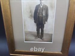 G. A. R. Grand Army of the Republic Unidentified Soldier Photo Wearing Pin/Ribbon