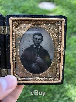 IDD Armed With Colt Andersonville Prisoner Civil War Tin Type Photograph