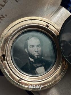 Museum Quality Fabulous Pristine Civil War Photo Locket daguerreotypes family