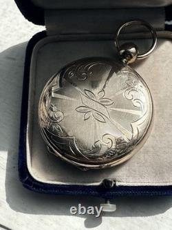 Museum Quality Fabulous Pristine Civil War Photo Locket daguerreotypes family