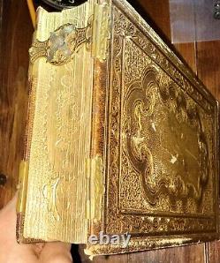 Nice Leather & Brass 1860s Photo Album w' Civil War Tax Stamps Boston CDV