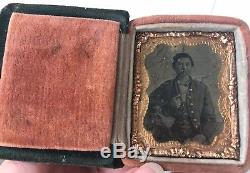 Ninth plate Confederate-made fabric case with original Civil War soldier tintype