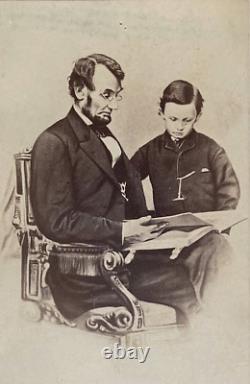 ORIGINAL! CIVIL WAR ABRAHAM LINCOLN READING TO SON TAD CDV PHOTOGRAPH c1864