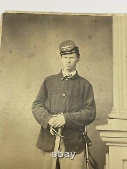 ORIGINAL CIVIL WAR CDV PHOTO New Jersey CAVALRY SOLDIER With Sword Saber