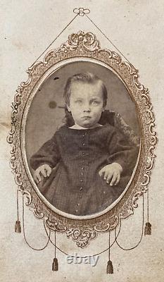 ORIGINAL! CIVIL WAR GIRL CARTOUCHE CARD CDV PHOTOGRAPH c1863