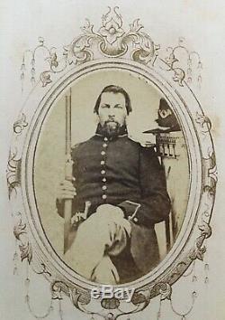 ORIGINAL- CIVIL WAR MOUNTED INFANTRY SOLDIER 2X ARMED with HARDEE CDV PHOTO ID'D